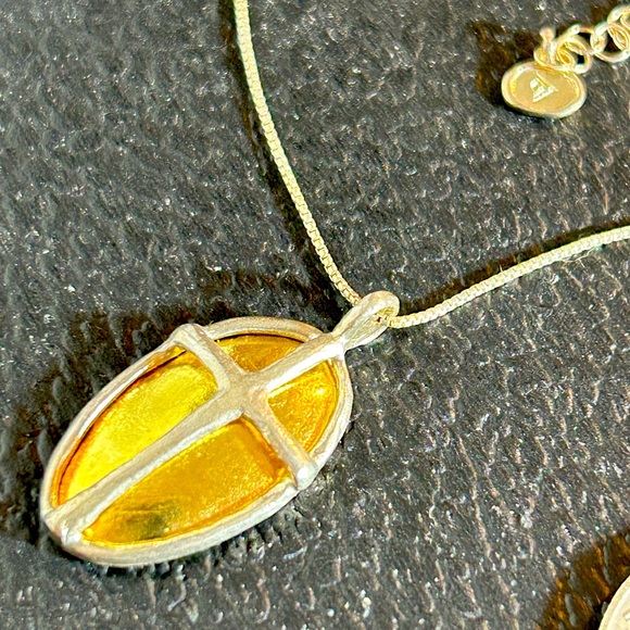 Silpada Gold Cross Pendant Necklace with Oval Shape Cross Design - Picture 2 of 5